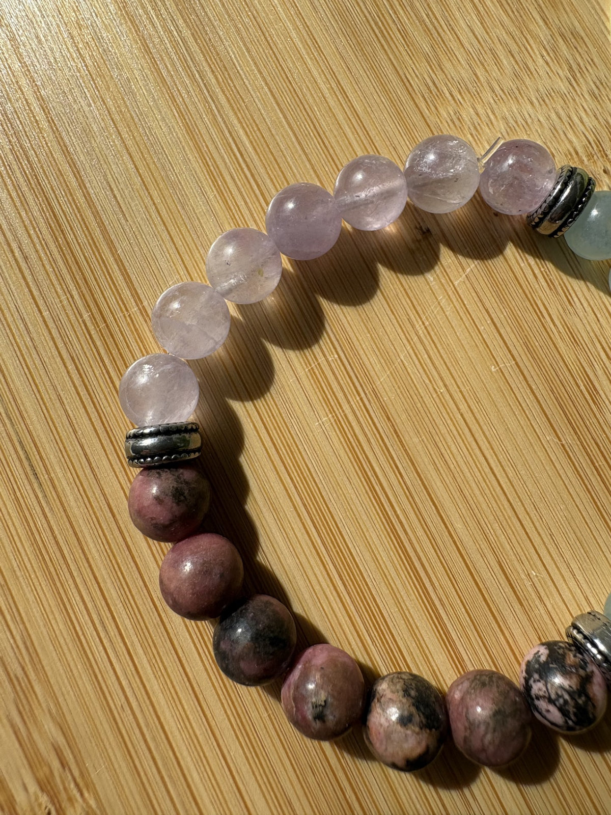 Nouveau Départ | Bracelet Rhodonite, Améthyste Lavande & Aigue-Marine